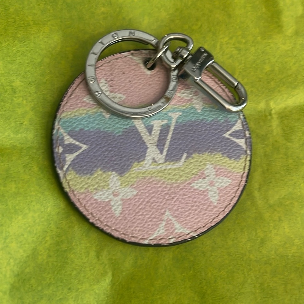 Louis Vuitton Key Fob Escale pattern